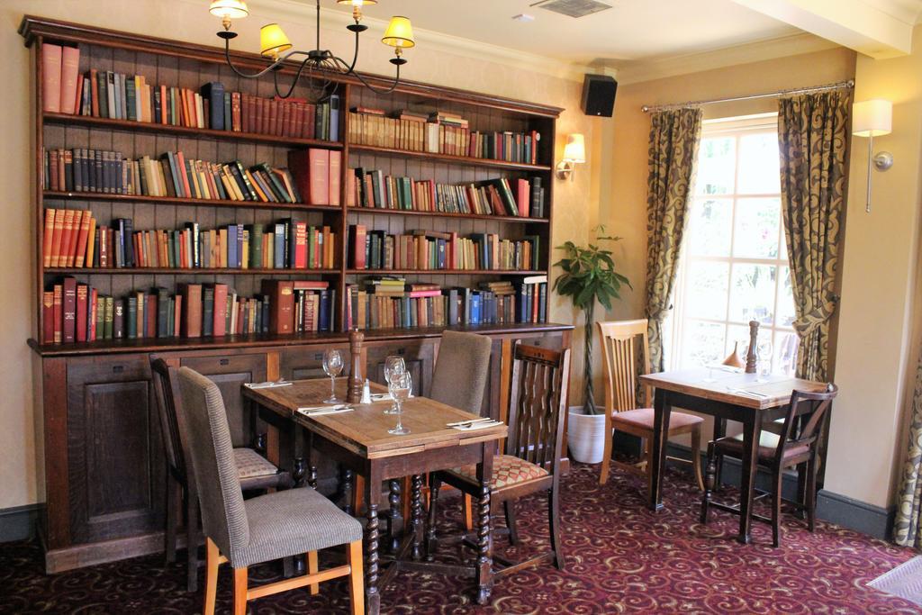 Hôtel Plas Derwen à Abergavenny Extérieur photo