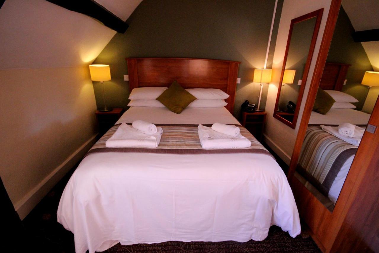 Hôtel Plas Derwen à Abergavenny Extérieur photo